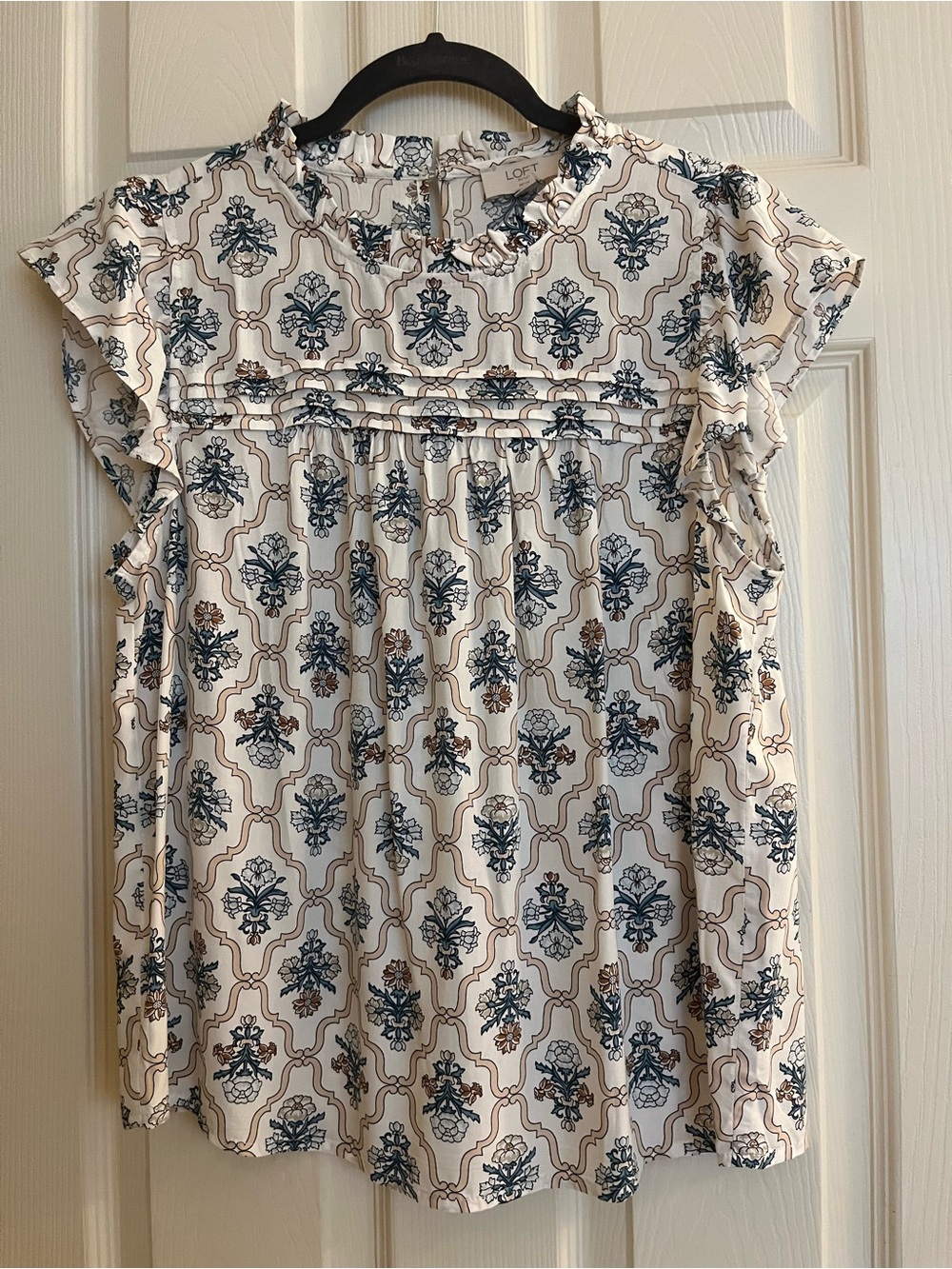 LOFT Cream Floral Medallion Ruffle Sleeve Blouse
